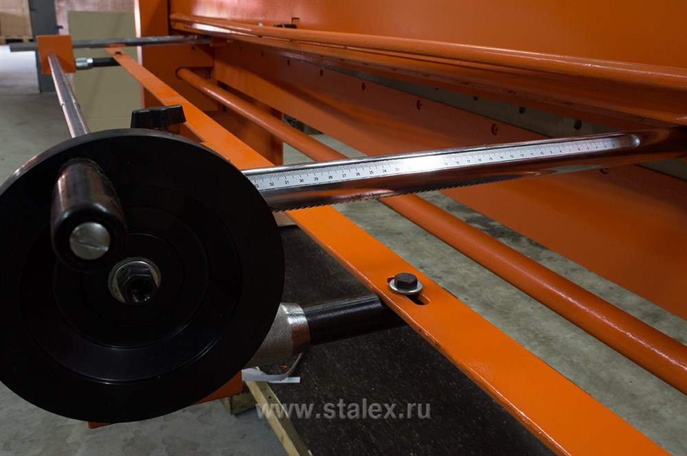 Фото 7 - Гильотина ручная STALEX Q01-1,5х1500.