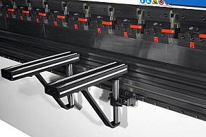 Фото 39 - MetalTec HBM 160/3200C Листогибочные гидравлические прессы с ЧПУ контроллером TP10S.